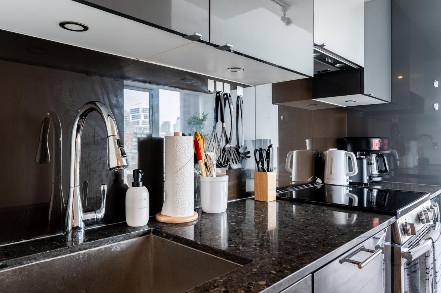 Toronto Garden Suites Екстер'єр фото